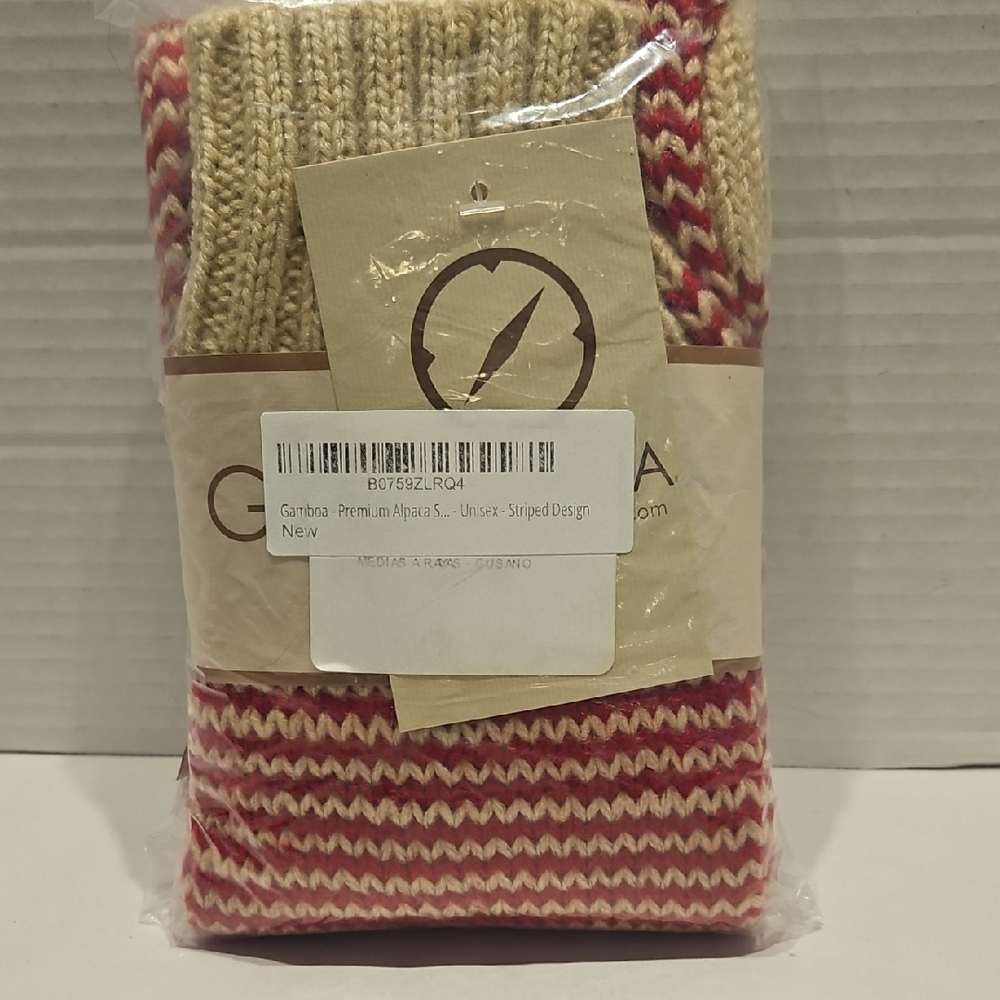 Gamboa Alpaca Socks Striped in Cream and Berry